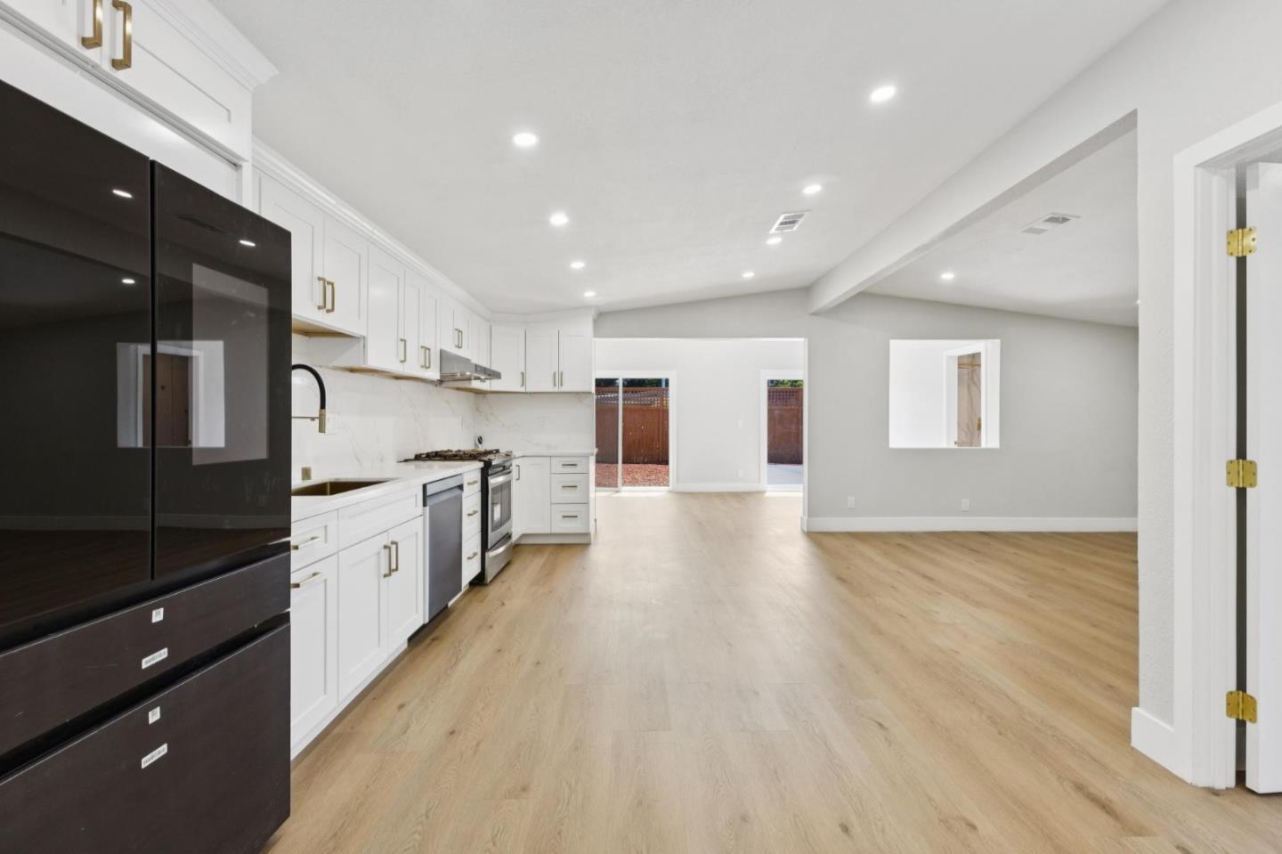 Detail Gallery Image 7 of 44 For 4412 Millard Ave, Fremont,  CA 94538 - 4 Beds | 2 Baths