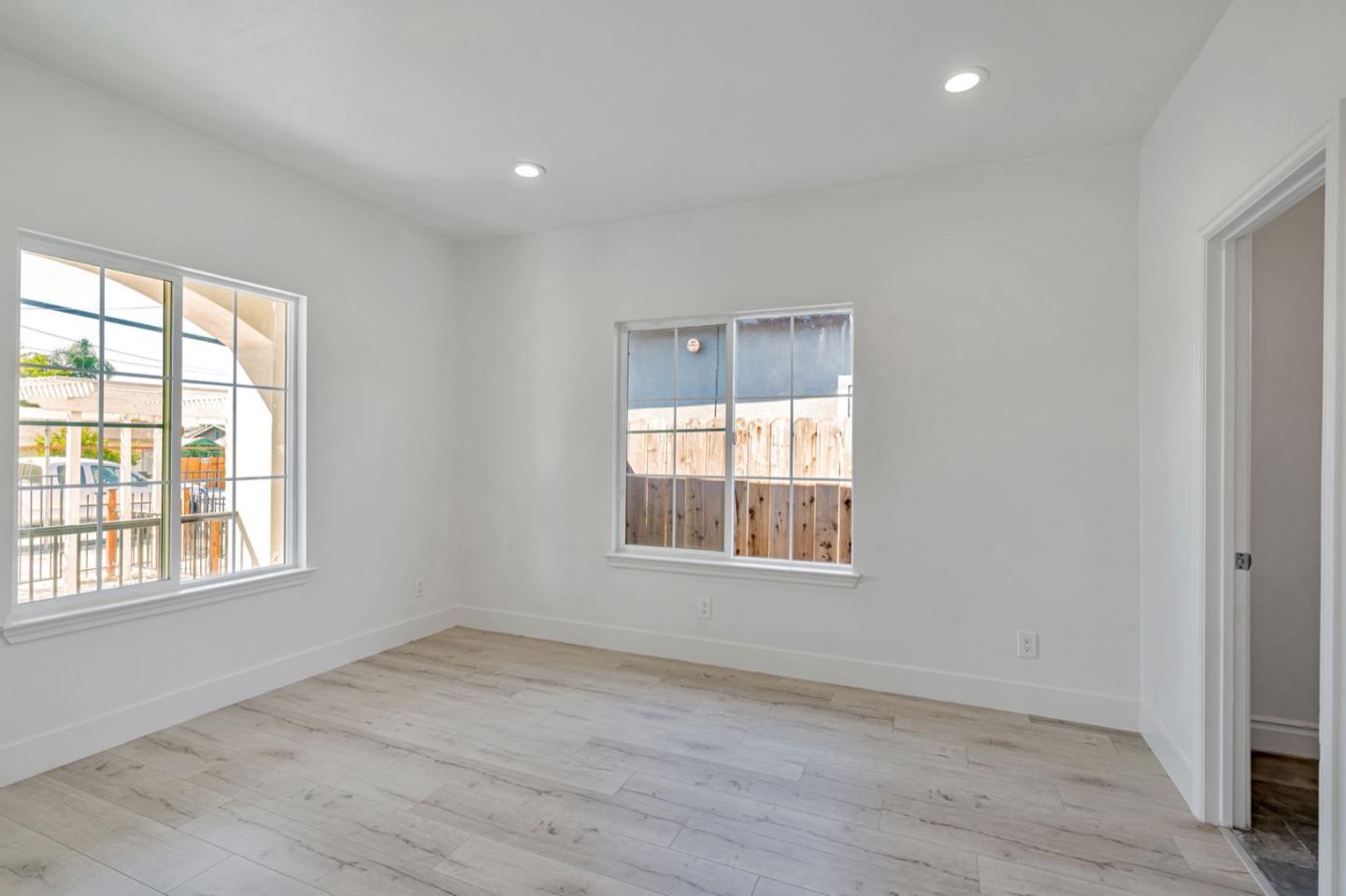 Detail Gallery Image 10 of 46 For 3405 E Hills Dr, San Jose,  CA 95127 - 7 Beds | 6 Baths