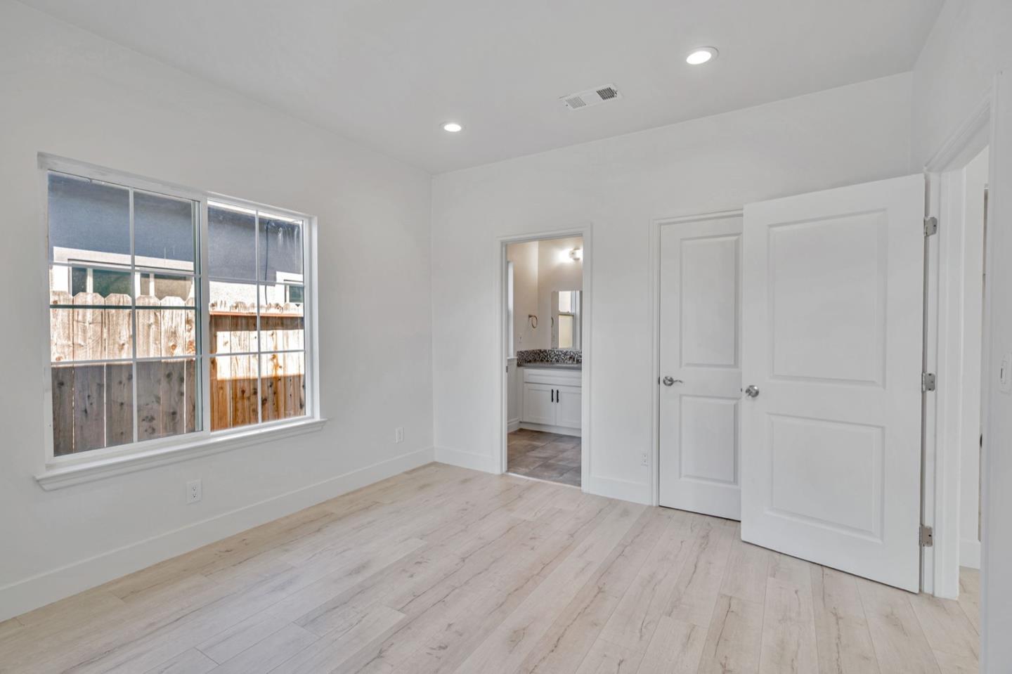 Detail Gallery Image 11 of 46 For 3405 E Hills Dr, San Jose,  CA 95127 - 7 Beds | 6 Baths