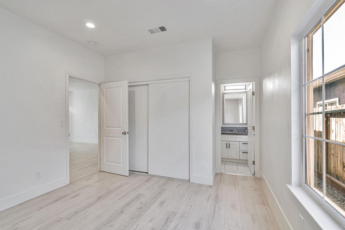 Detail Gallery Image 17 of 46 For 3405 E Hills Dr, San Jose,  CA 95127 - 7 Beds | 6 Baths