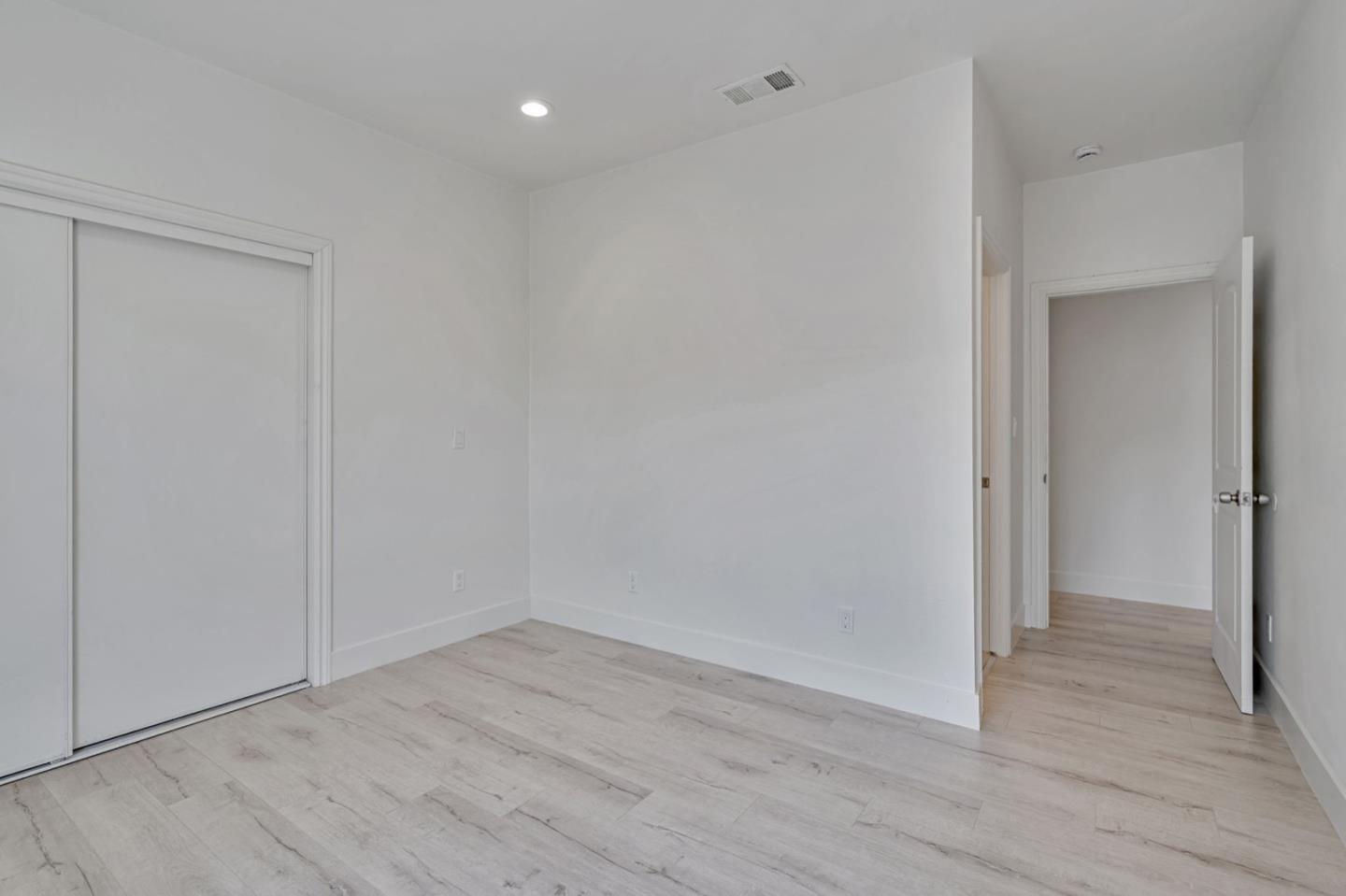Detail Gallery Image 20 of 46 For 3405 E Hills Dr, San Jose,  CA 95127 - 7 Beds | 6 Baths