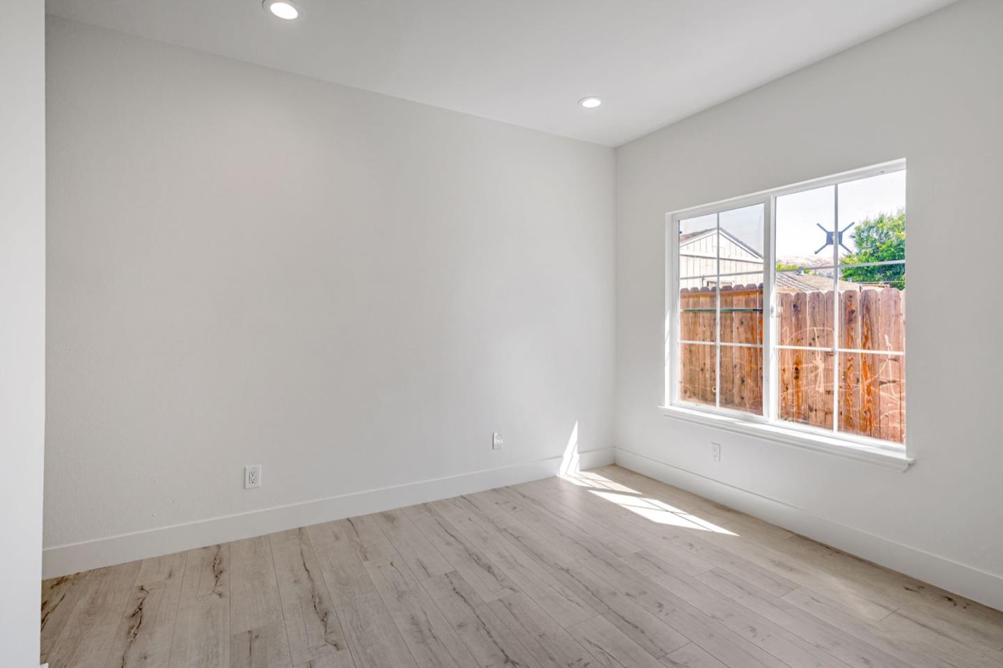 Detail Gallery Image 21 of 46 For 3405 E Hills Dr, San Jose,  CA 95127 - 7 Beds | 6 Baths