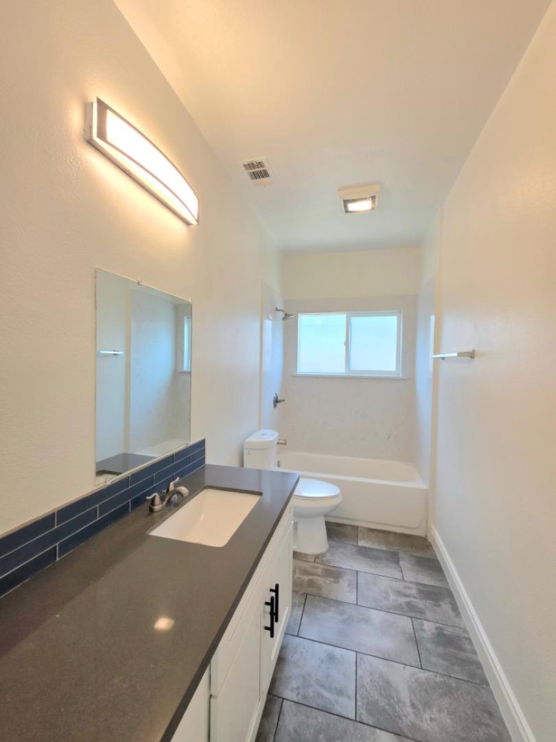 Detail Gallery Image 6 of 9 For 3405 E Hills Dr, San Jose,  CA 95127 - 7 Beds | 6 Baths