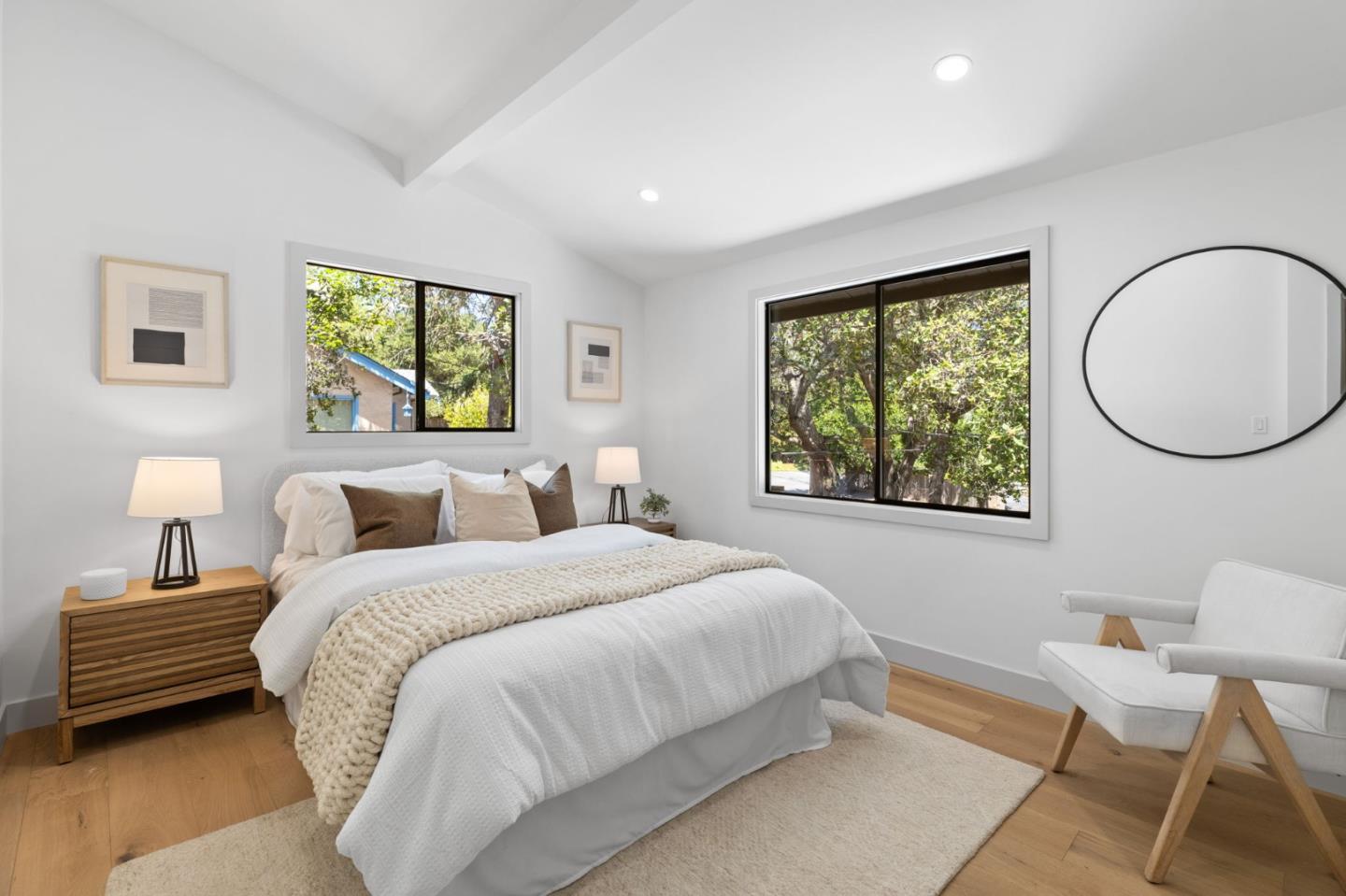 Detail Gallery Image 22 of 36 For 522 Summit Dr, Redwood City,  CA 94062 - 4 Beds | 3/1 Baths