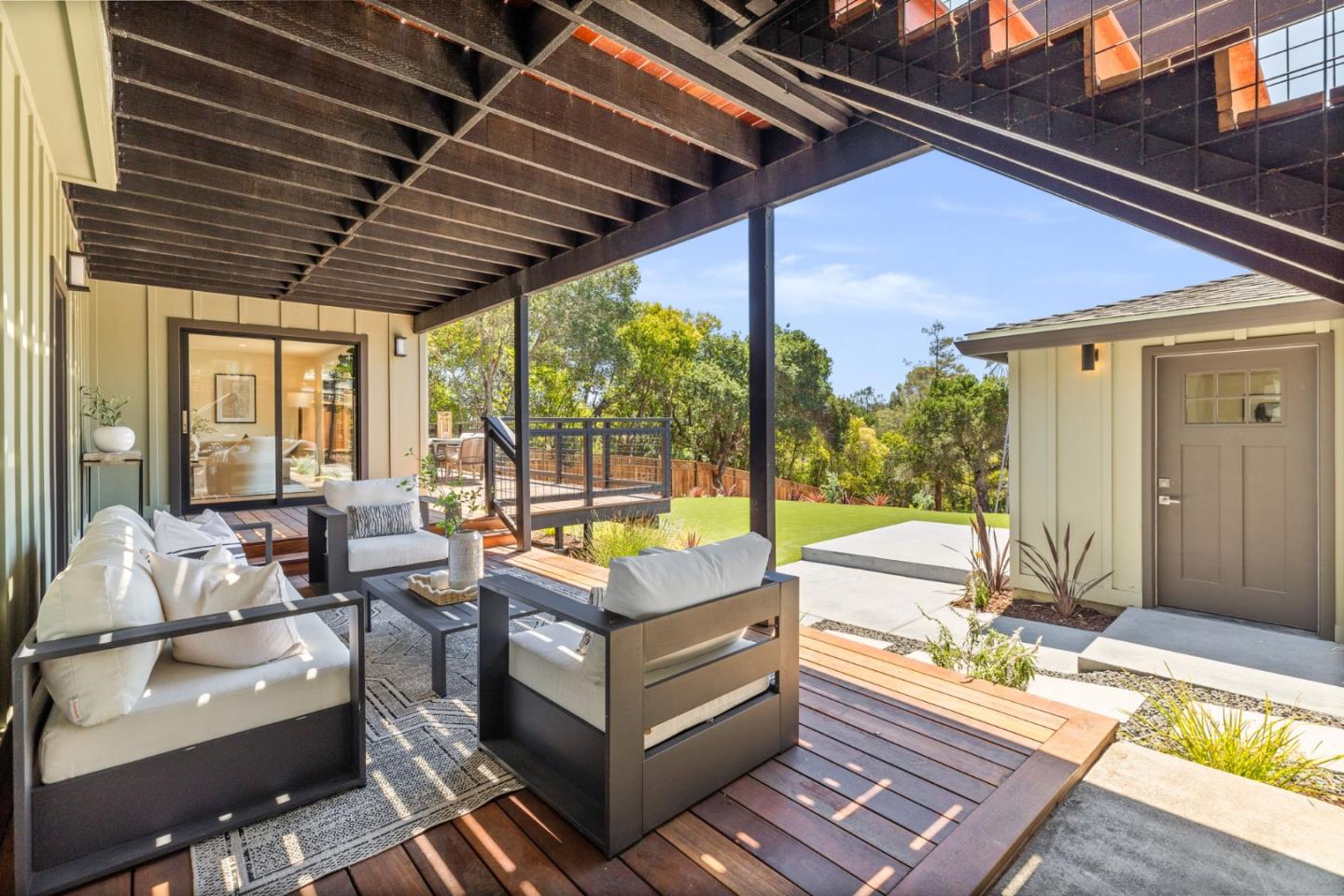 Detail Gallery Image 27 of 36 For 522 Summit Dr, Redwood City,  CA 94062 - 4 Beds | 3/1 Baths