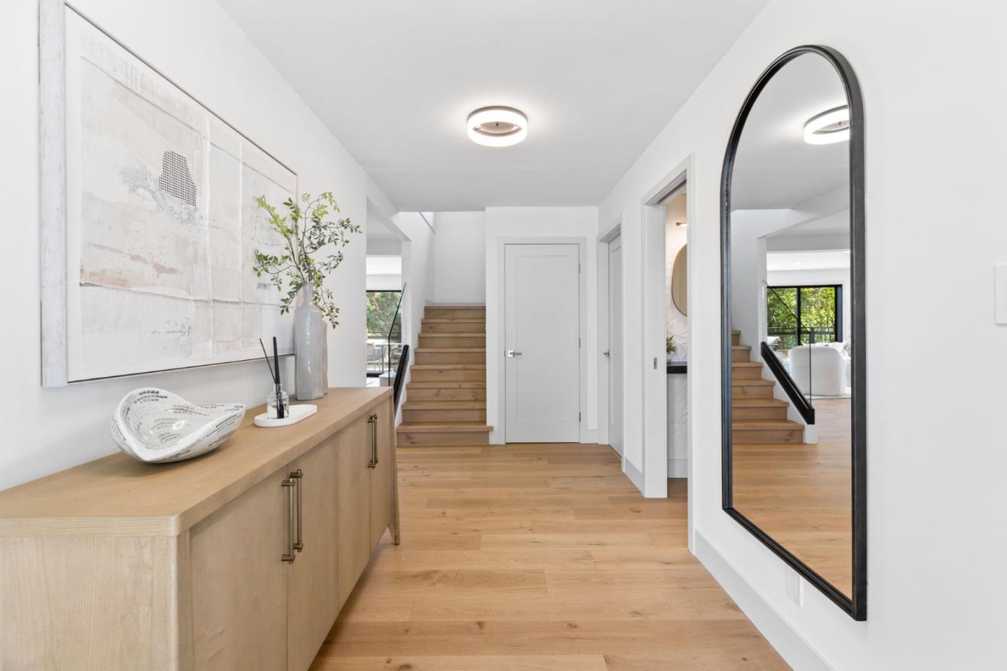 Detail Gallery Image 5 of 36 For 522 Summit Dr, Redwood City,  CA 94062 - 4 Beds | 3/1 Baths