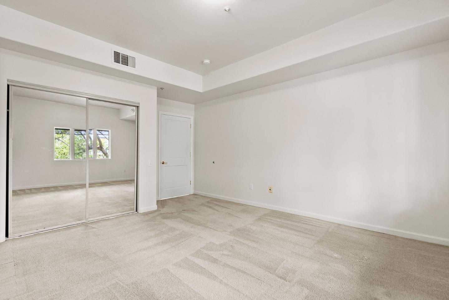 Detail Gallery Image 18 of 38 For 200 Sheridan #304,  Palo Alto,  CA 94306 - 2 Beds | 2 Baths