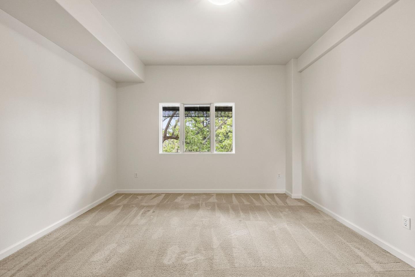 Detail Gallery Image 20 of 38 For 200 Sheridan #304,  Palo Alto,  CA 94306 - 2 Beds | 2 Baths