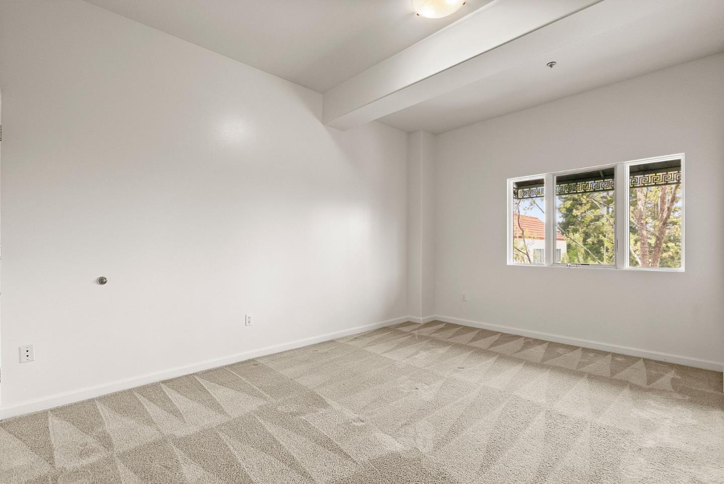 Detail Gallery Image 21 of 38 For 200 Sheridan #304,  Palo Alto,  CA 94306 - 2 Beds | 2 Baths