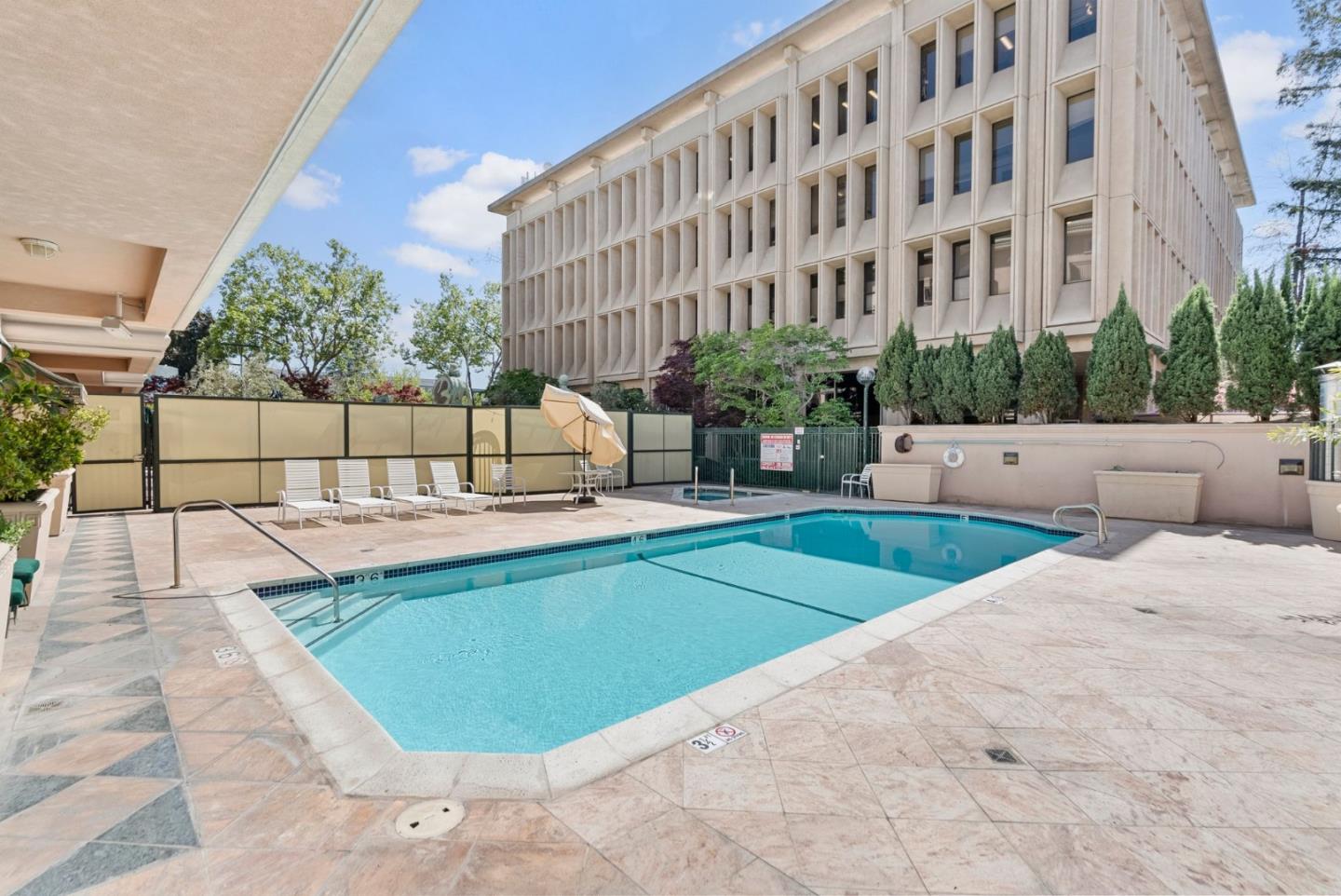 Detail Gallery Image 33 of 38 For 200 Sheridan #304,  Palo Alto,  CA 94306 - 2 Beds | 2 Baths