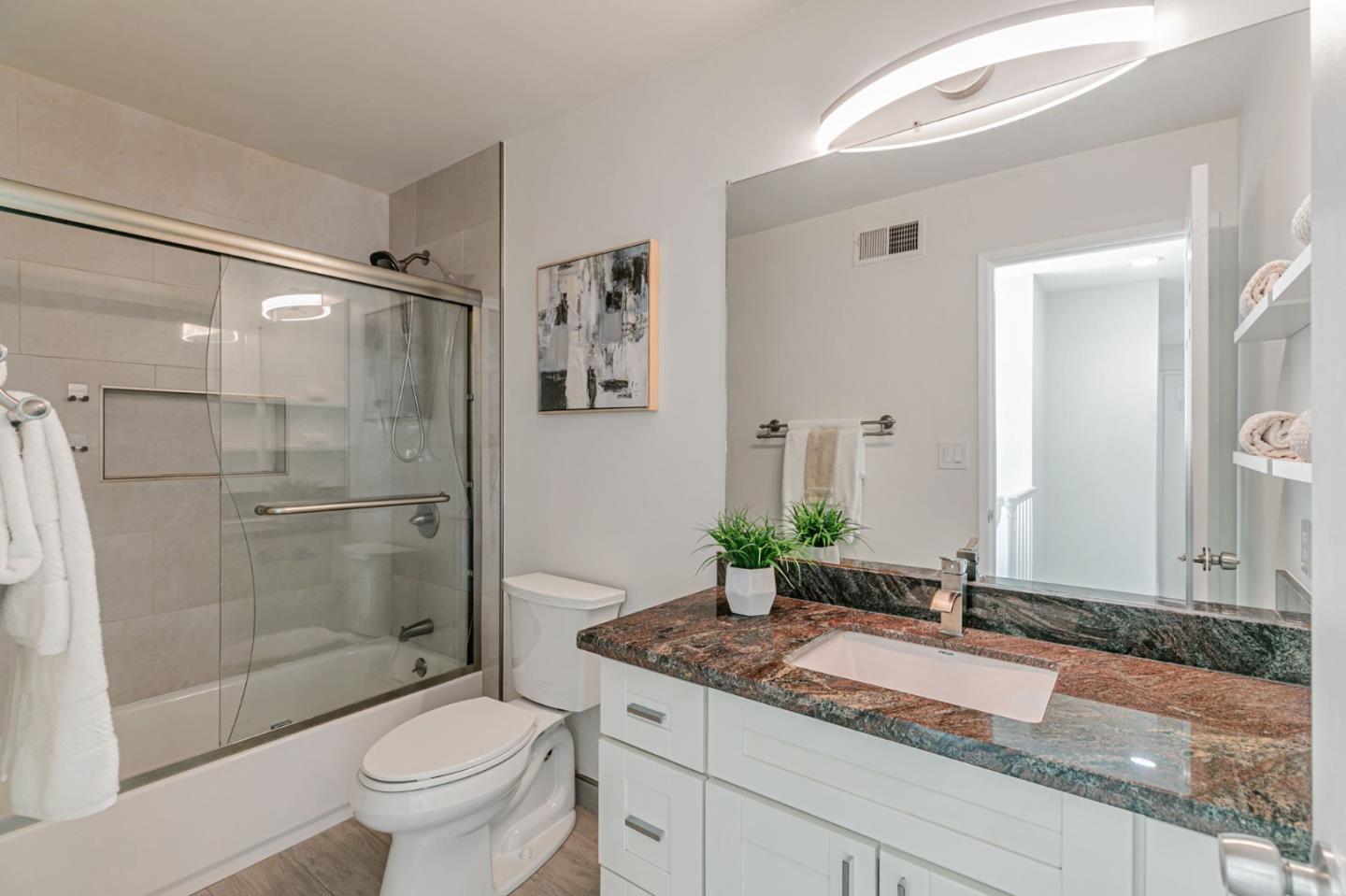 Detail Gallery Image 14 of 25 For 1332 Cabrillo Ave, San Jose,  CA 95132 - 4 Beds | 2/1 Baths