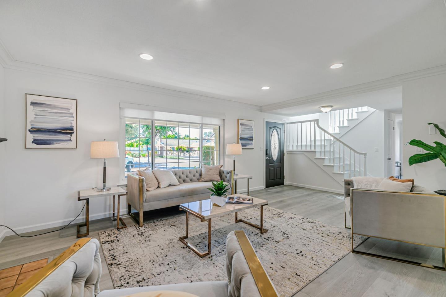 Detail Gallery Image 3 of 25 For 1332 Cabrillo Ave, San Jose,  CA 95132 - 4 Beds | 2/1 Baths