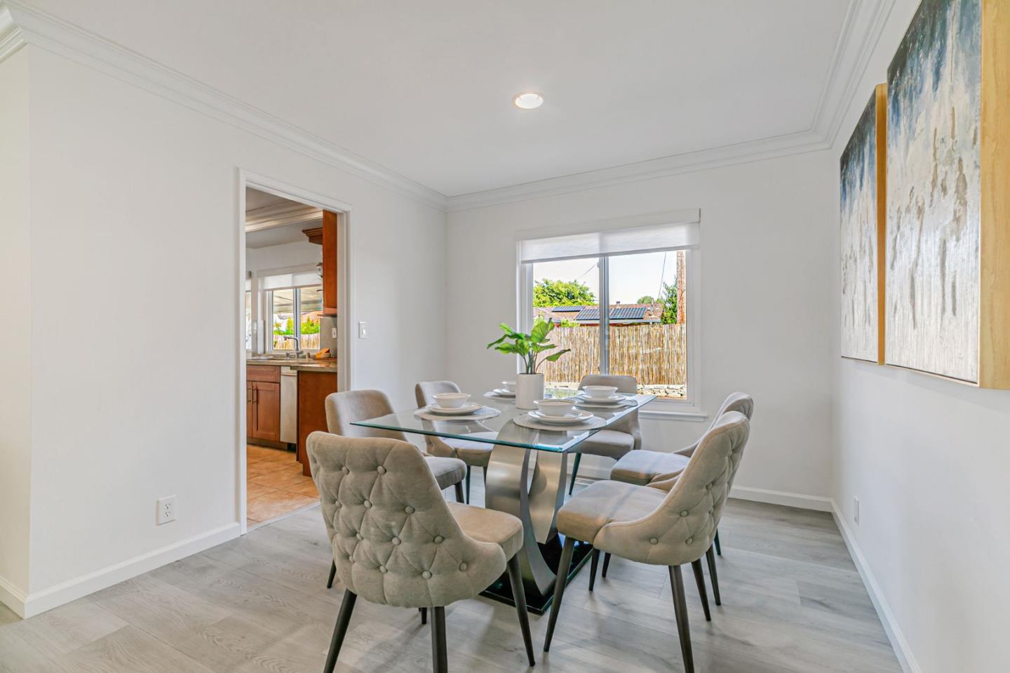 Detail Gallery Image 6 of 25 For 1332 Cabrillo Ave, San Jose,  CA 95132 - 4 Beds | 2/1 Baths