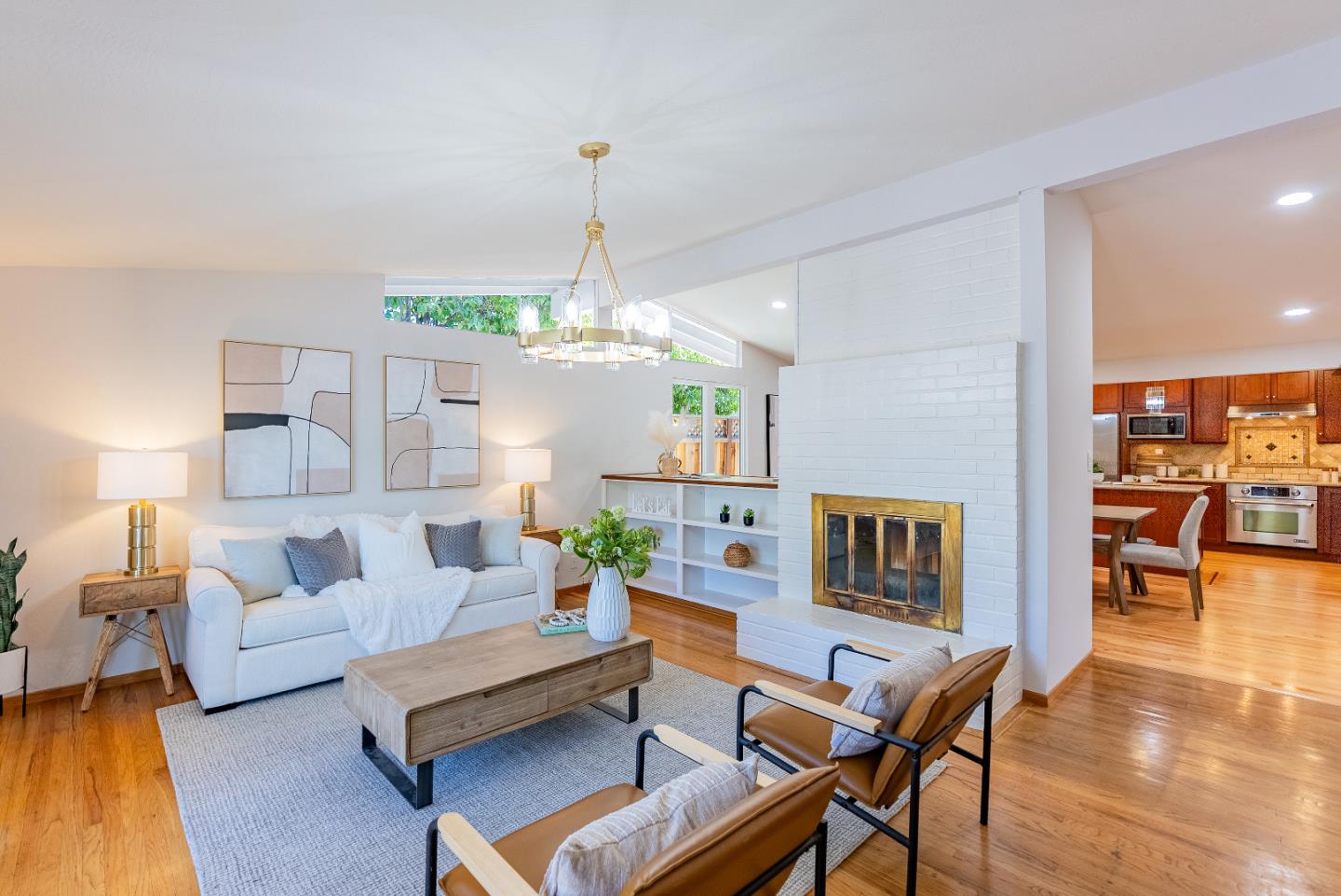 Detail Gallery Image 8 of 30 For 335 Burnett Ave, Santa Clara,  CA 95051 - 3 Beds | 2 Baths