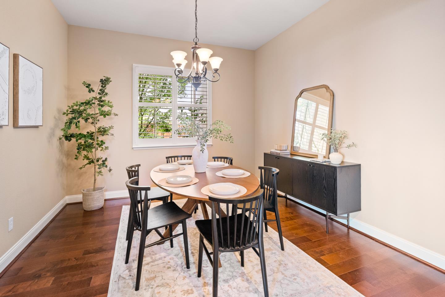 Detail Gallery Image 12 of 56 For 17 Estates Dr, Millbrae,  CA 94030 - 3 Beds | 3 Baths