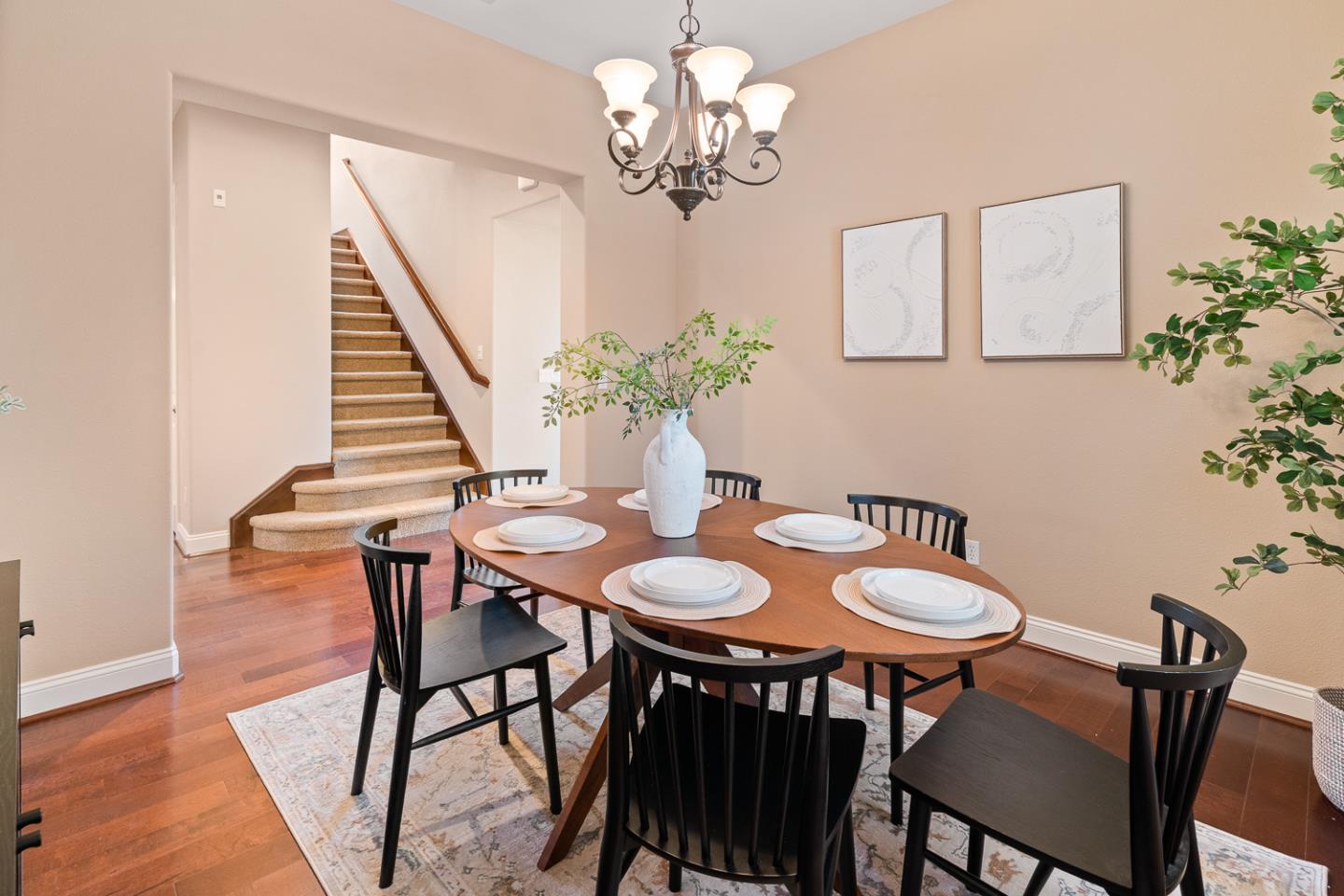 Detail Gallery Image 13 of 56 For 17 Estates Dr, Millbrae,  CA 94030 - 3 Beds | 3 Baths
