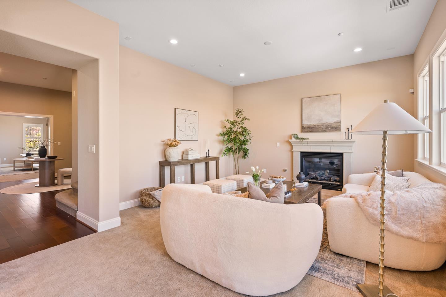 Detail Gallery Image 17 of 56 For 17 Estates Dr, Millbrae,  CA 94030 - 3 Beds | 3 Baths