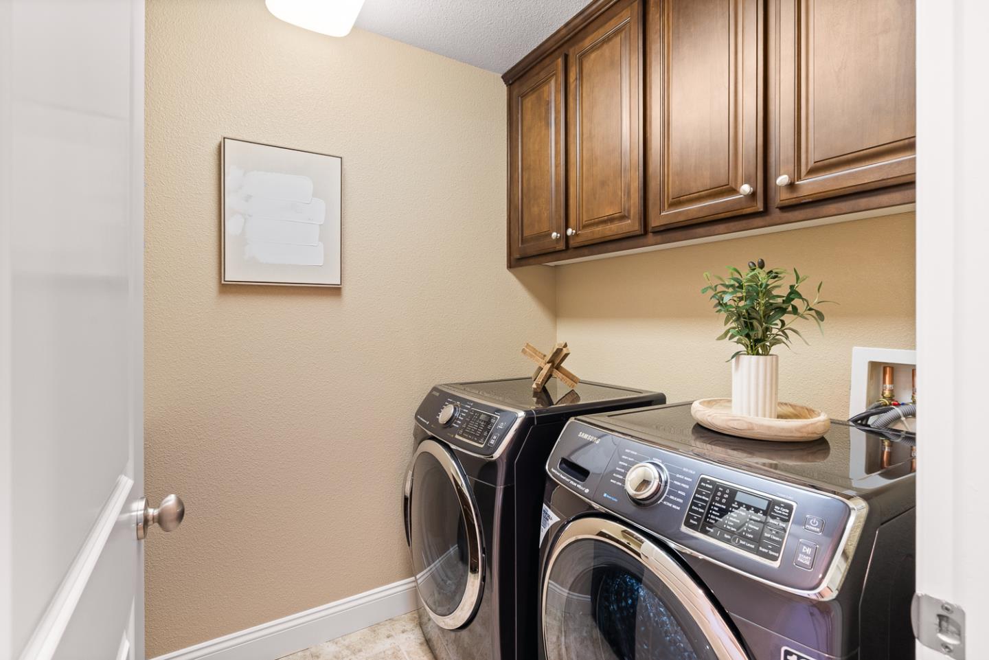Detail Gallery Image 43 of 56 For 17 Estates Dr, Millbrae,  CA 94030 - 3 Beds | 3 Baths