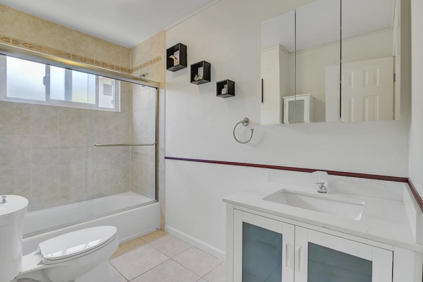 Detail Gallery Image 25 of 38 For 6175 Oneida Dr, San Jose,  CA 95123 - 3 Beds | 2 Baths