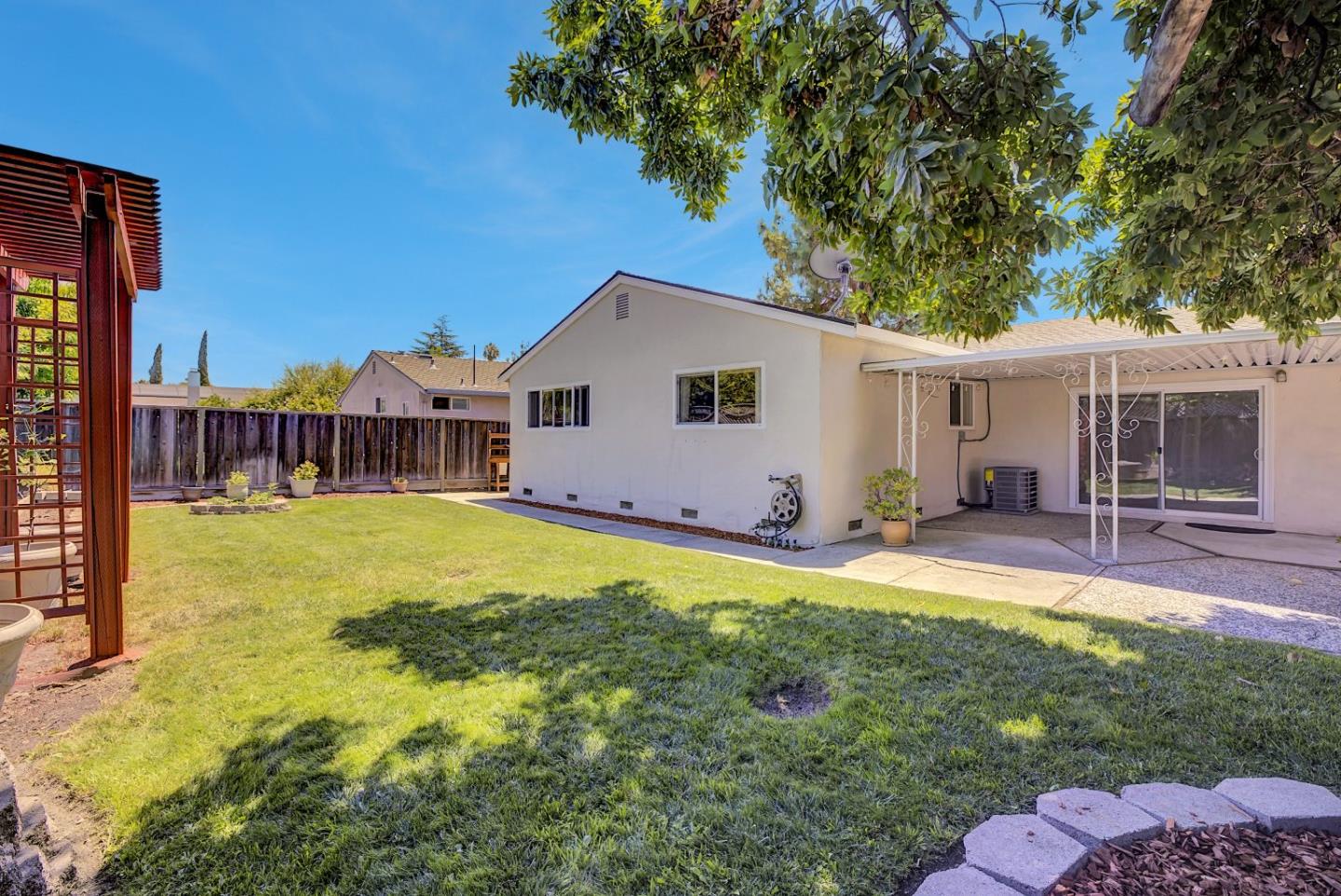 Detail Gallery Image 29 of 38 For 6175 Oneida Dr, San Jose,  CA 95123 - 3 Beds | 2 Baths