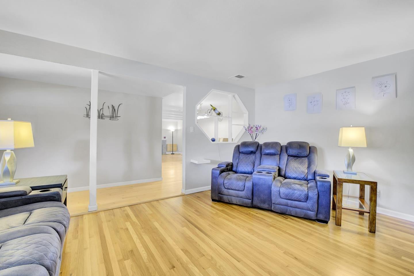Detail Gallery Image 5 of 38 For 6175 Oneida Dr, San Jose,  CA 95123 - 3 Beds | 2 Baths
