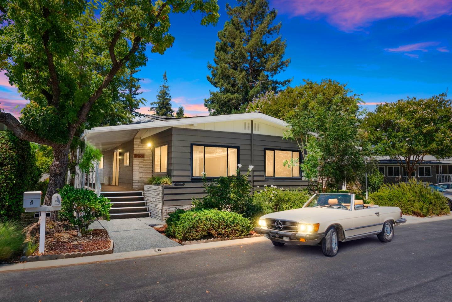 Detail Gallery Image 1 of 48 For 26 Quail Hollow Dr #26,  San Jose,  CA 95128 - 2 Beds | 2 Baths