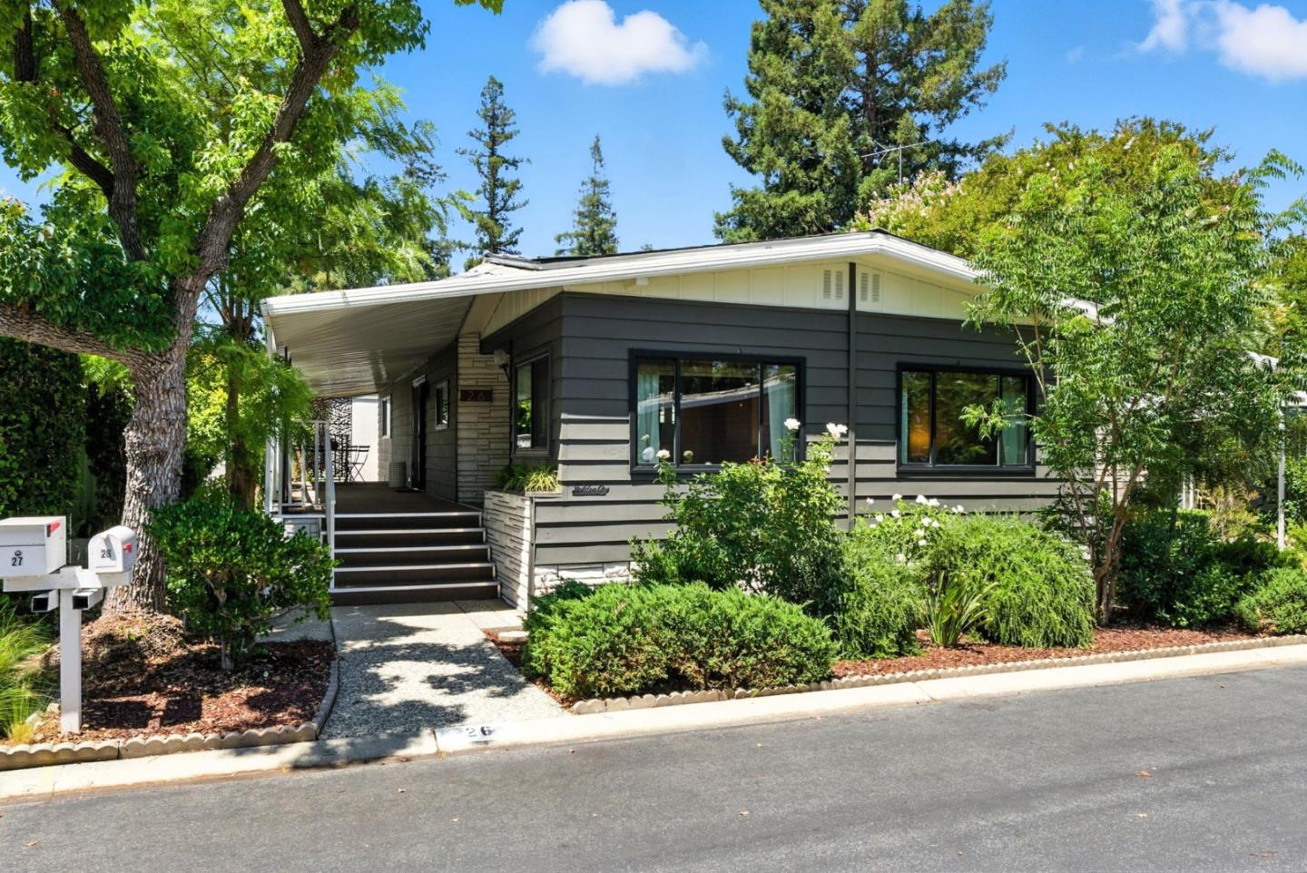 Detail Gallery Image 2 of 48 For 26 Quail Hollow Dr #26,  San Jose,  CA 95128 - 2 Beds | 2 Baths