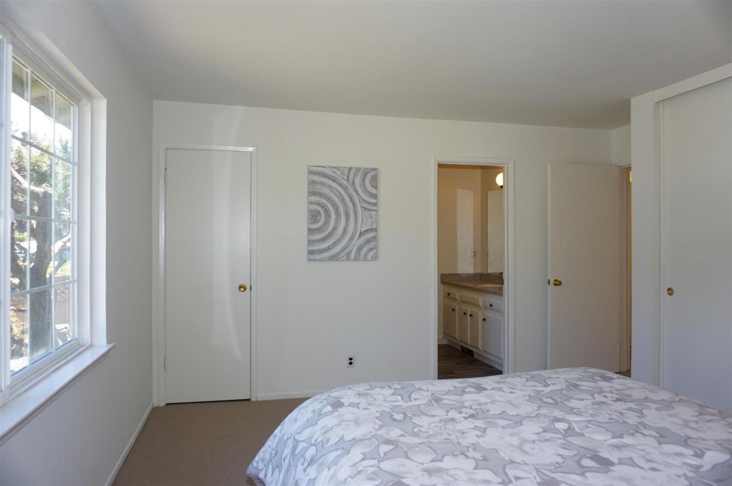 Detail Gallery Image 31 of 33 For 1401 Woodberry Ave, San Mateo,  CA 94403 - 5 Beds | 4 Baths
