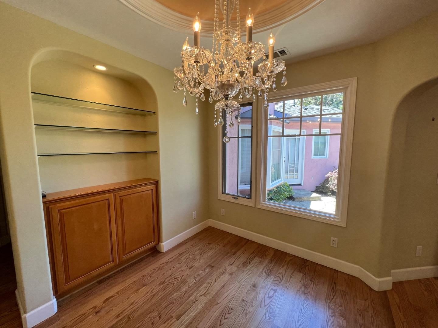 Detail Gallery Image 11 of 22 For 1457 Maxine Ave, San Jose,  CA 95125 - 3 Beds | 2 Baths