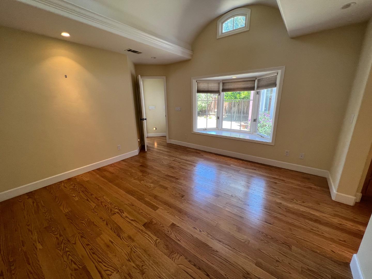 Detail Gallery Image 13 of 22 For 1457 Maxine Ave, San Jose,  CA 95125 - 3 Beds | 2 Baths