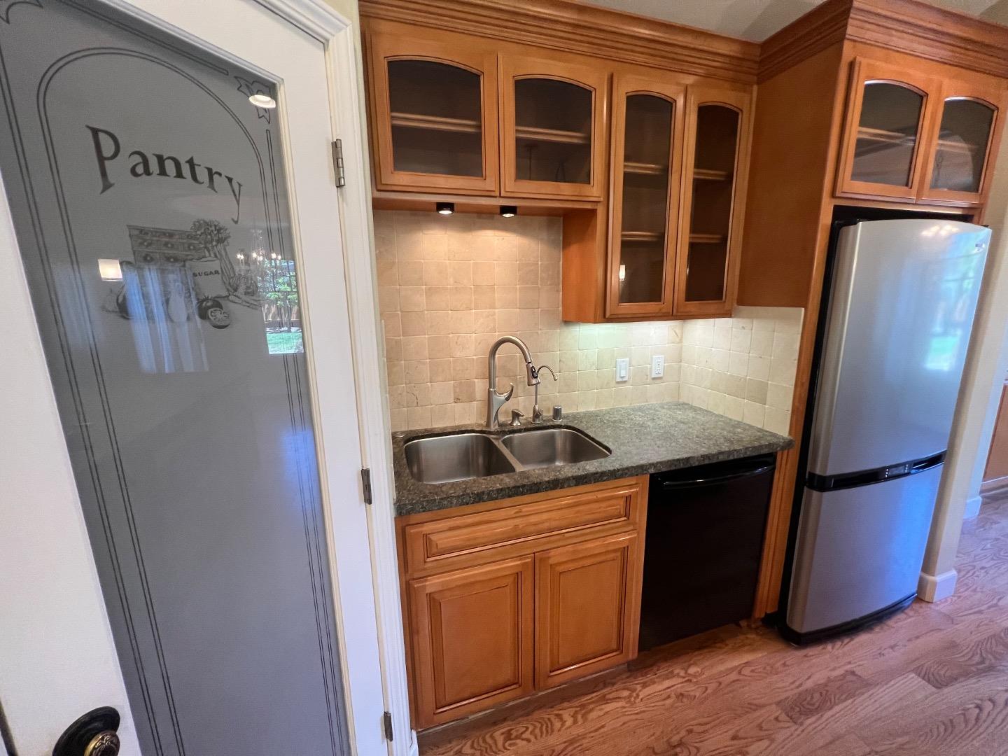 Detail Gallery Image 5 of 22 For 1457 Maxine Ave, San Jose,  CA 95125 - 3 Beds | 2 Baths