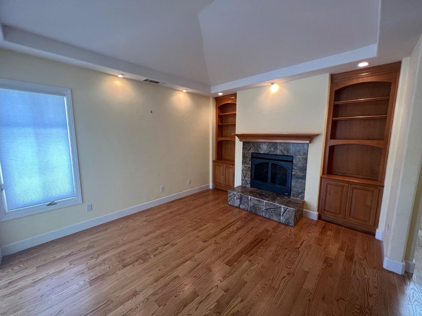 Detail Gallery Image 8 of 22 For 1457 Maxine Ave, San Jose,  CA 95125 - 3 Beds | 2 Baths