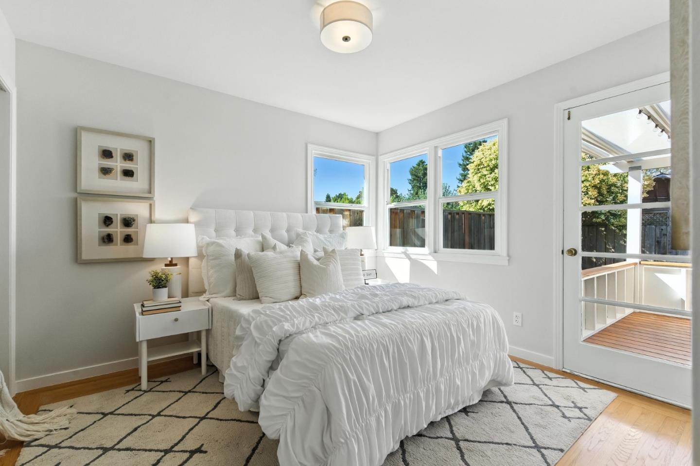 Detail Gallery Image 12 of 22 For 230 Rutherford Ave, Redwood City,  CA 94061 - 2 Beds | 1 Baths