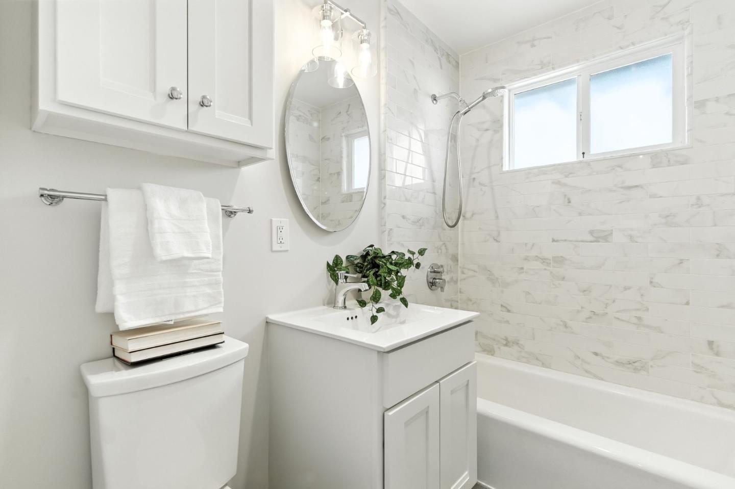 Detail Gallery Image 14 of 22 For 230 Rutherford Ave, Redwood City,  CA 94061 - 2 Beds | 1 Baths