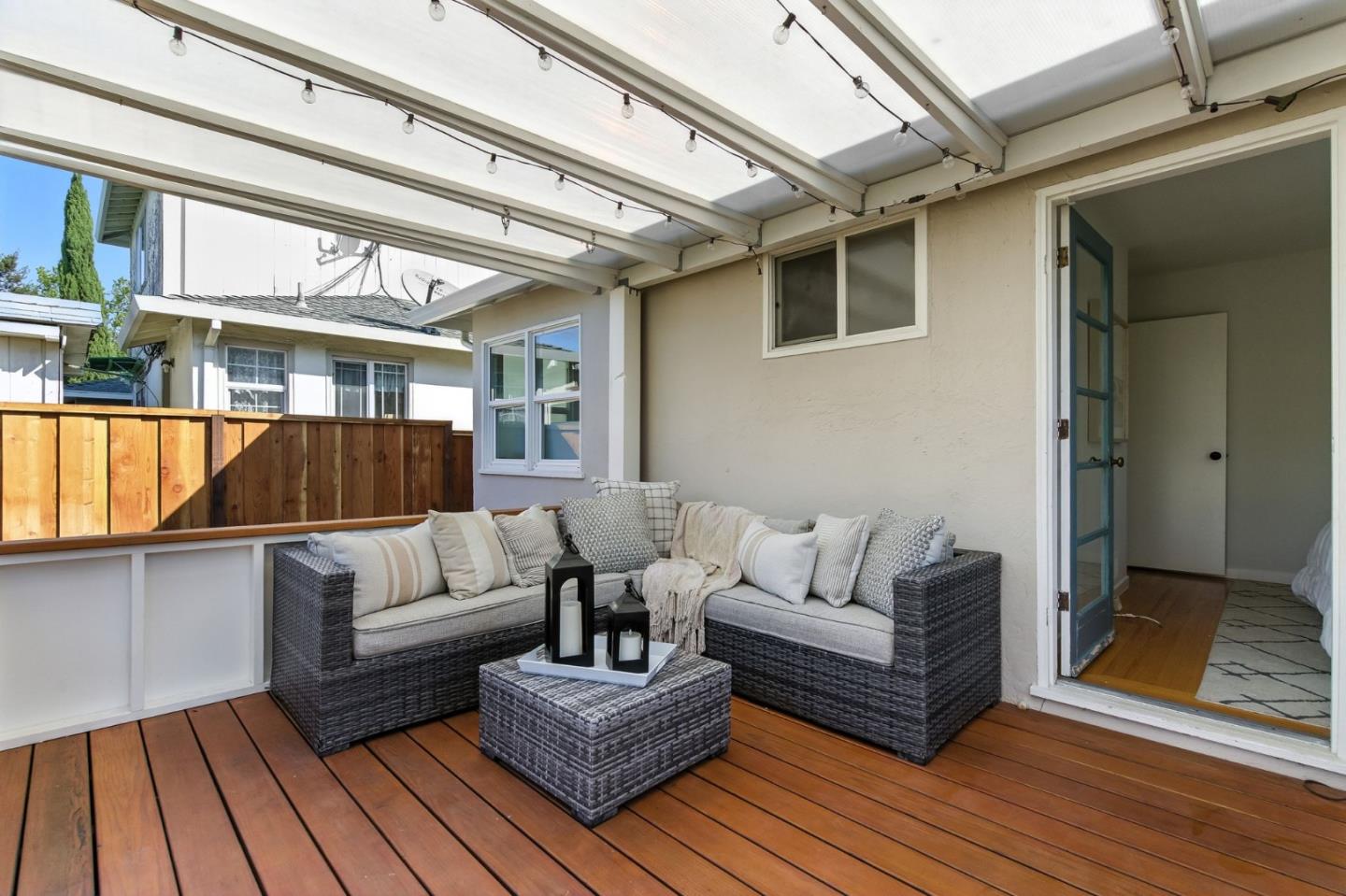 Detail Gallery Image 18 of 22 For 230 Rutherford Ave, Redwood City,  CA 94061 - 2 Beds | 1 Baths