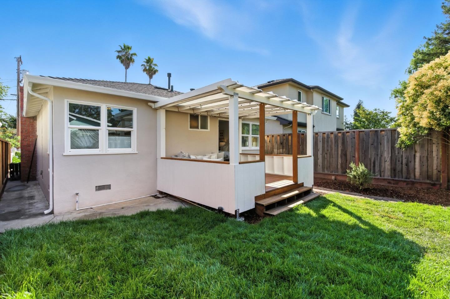 Detail Gallery Image 21 of 22 For 230 Rutherford Ave, Redwood City,  CA 94061 - 2 Beds | 1 Baths