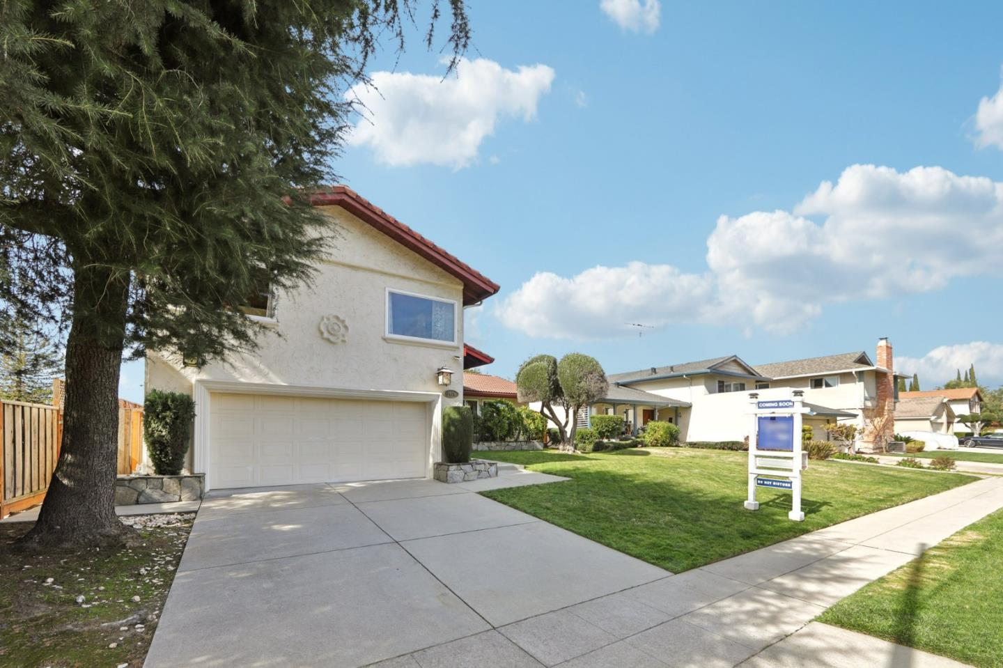 Detail Gallery Image 2 of 33 For 5459 Entrada Cedros, San Jose,  CA 95123 - 4 Beds | 3 Baths