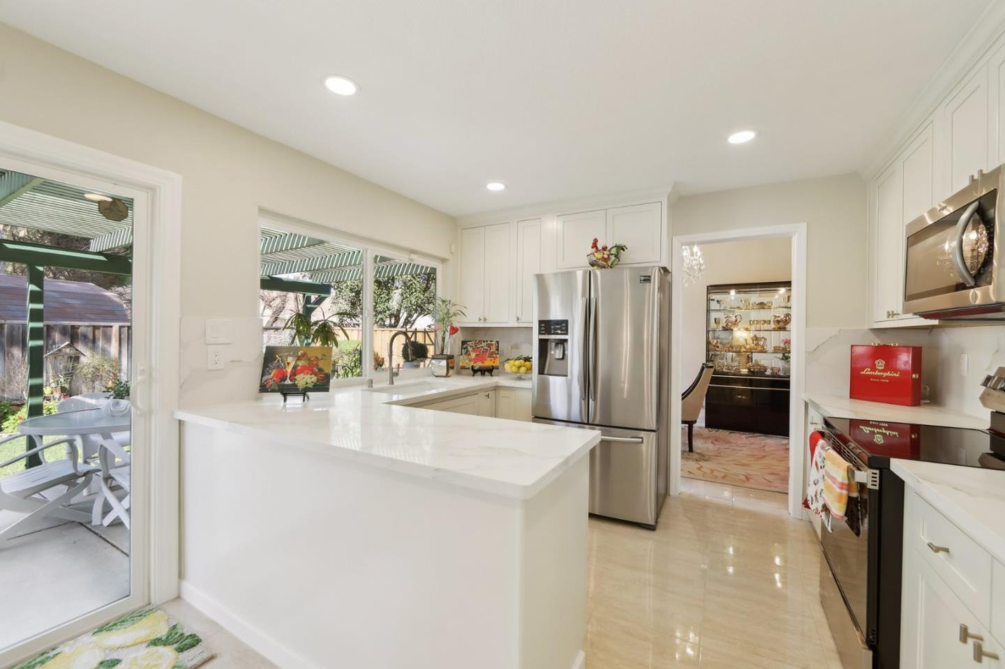 Detail Gallery Image 6 of 33 For 5459 Entrada Cedros, San Jose,  CA 95123 - 4 Beds | 3 Baths