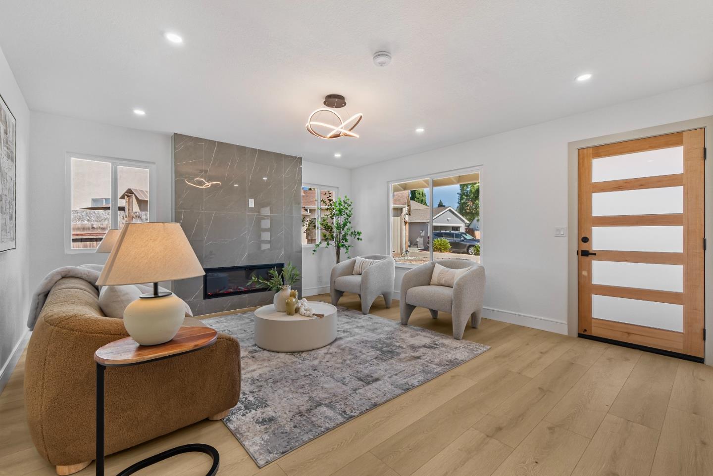 Detail Gallery Image 3 of 28 For 1969 Brater Ct, San Jose,  CA 95131 - 4 Beds | 2 Baths