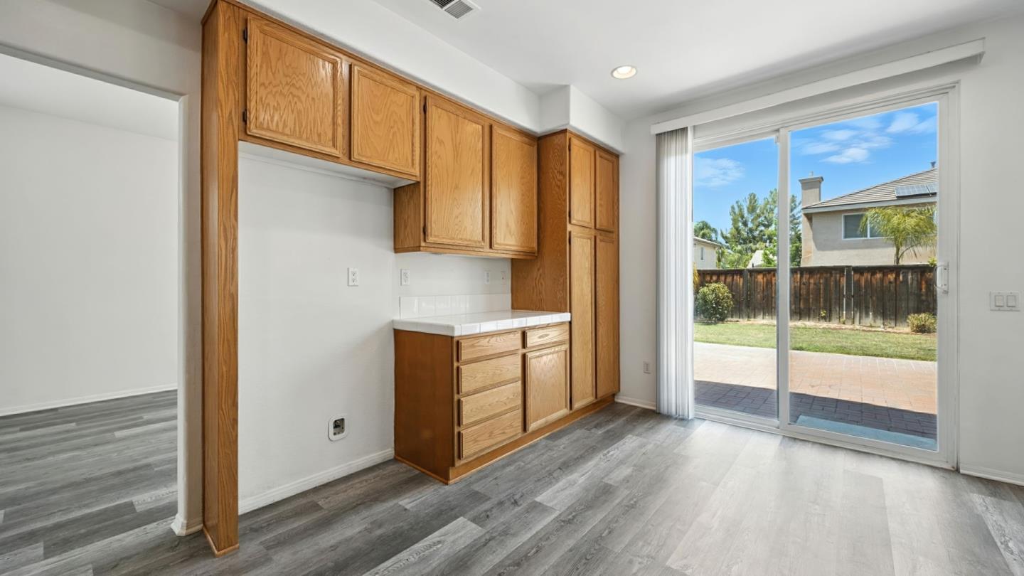 Detail Gallery Image 23 of 77 For 1553 Coldridge Cir, San Jacinto,  CA 92583 - 5 Beds | 3 Baths