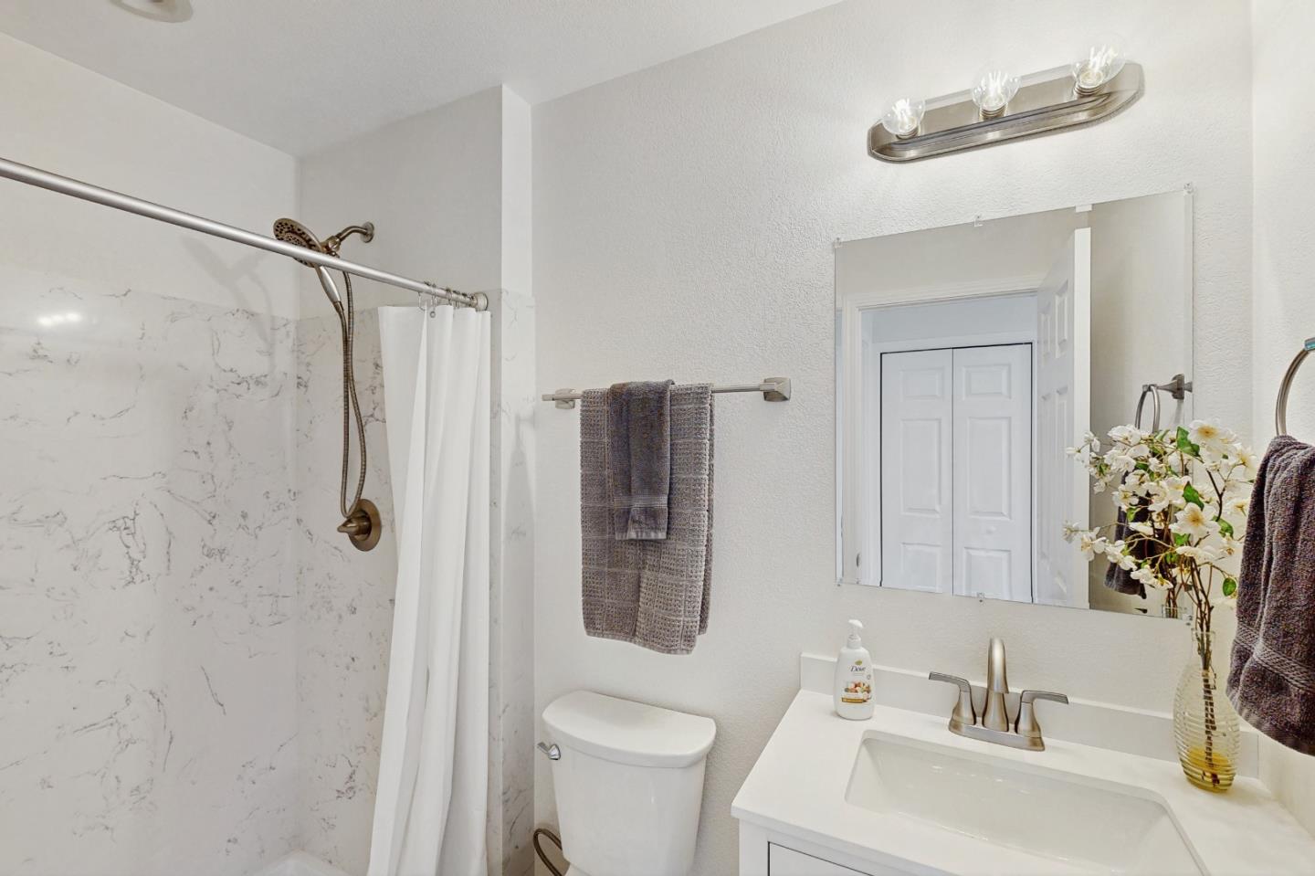 Detail Gallery Image 17 of 18 For 530 Irving Ave, San Jose,  CA 95128 - 4 Beds | 3 Baths