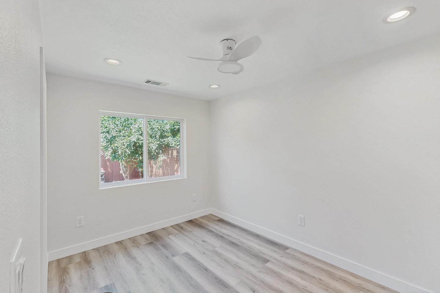 Detail Gallery Image 58 of 66 For 530 Irving Ave, San Jose,  CA 95128 - 4 Beds | 3 Baths