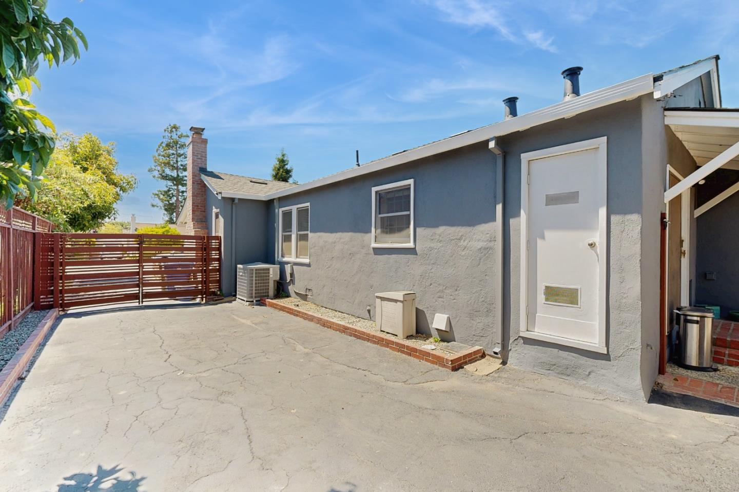 Detail Gallery Image 65 of 66 For 530 Irving Ave, San Jose,  CA 95128 - 4 Beds | 3 Baths