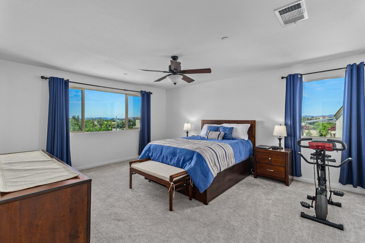 Detail Gallery Image 31 of 38 For 33039 Saint Emilion Court, Winchester,  CA 92596 - 5 Beds | 4 Baths