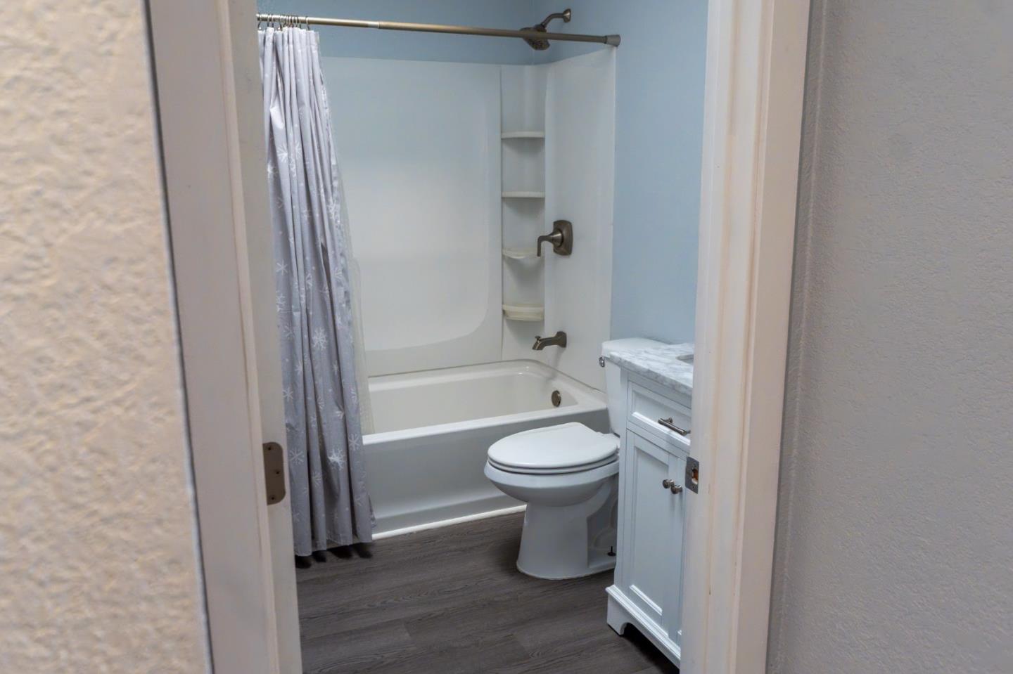 Detail Gallery Image 27 of 36 For 15105 Charter Oak Blvd, Salinas,  CA 93907 - 4 Beds | 2/1 Baths