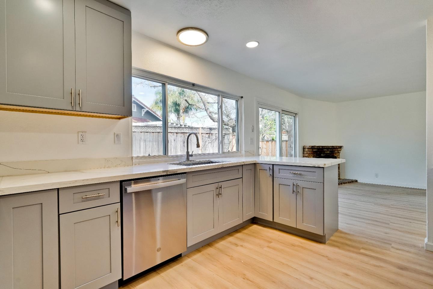 Detail Gallery Image 23 of 71 For 5629 Morton Way, San Jose,  CA 95123 - 4 Beds | 2/1 Baths
