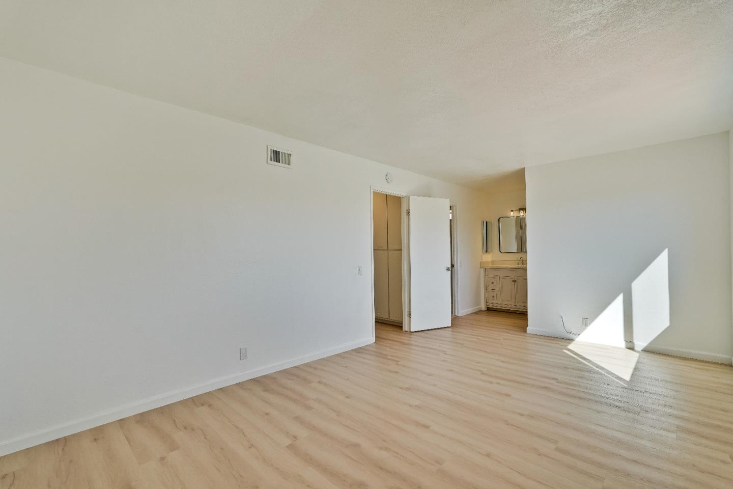 Detail Gallery Image 59 of 71 For 5629 Morton Way, San Jose,  CA 95123 - 4 Beds | 2/1 Baths