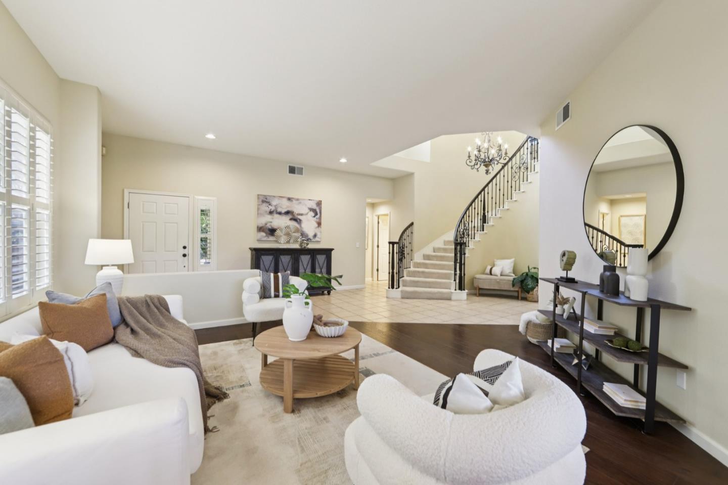 Detail Gallery Image 2 of 91 For 5761 Capilano Dr, San Jose,  CA 95138 - 5 Beds | 4/1 Baths