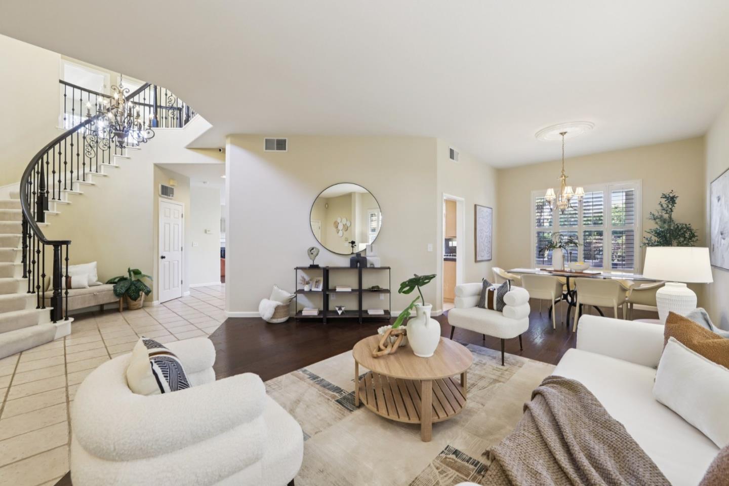 Detail Gallery Image 4 of 91 For 5761 Capilano Dr, San Jose,  CA 95138 - 5 Beds | 4/1 Baths