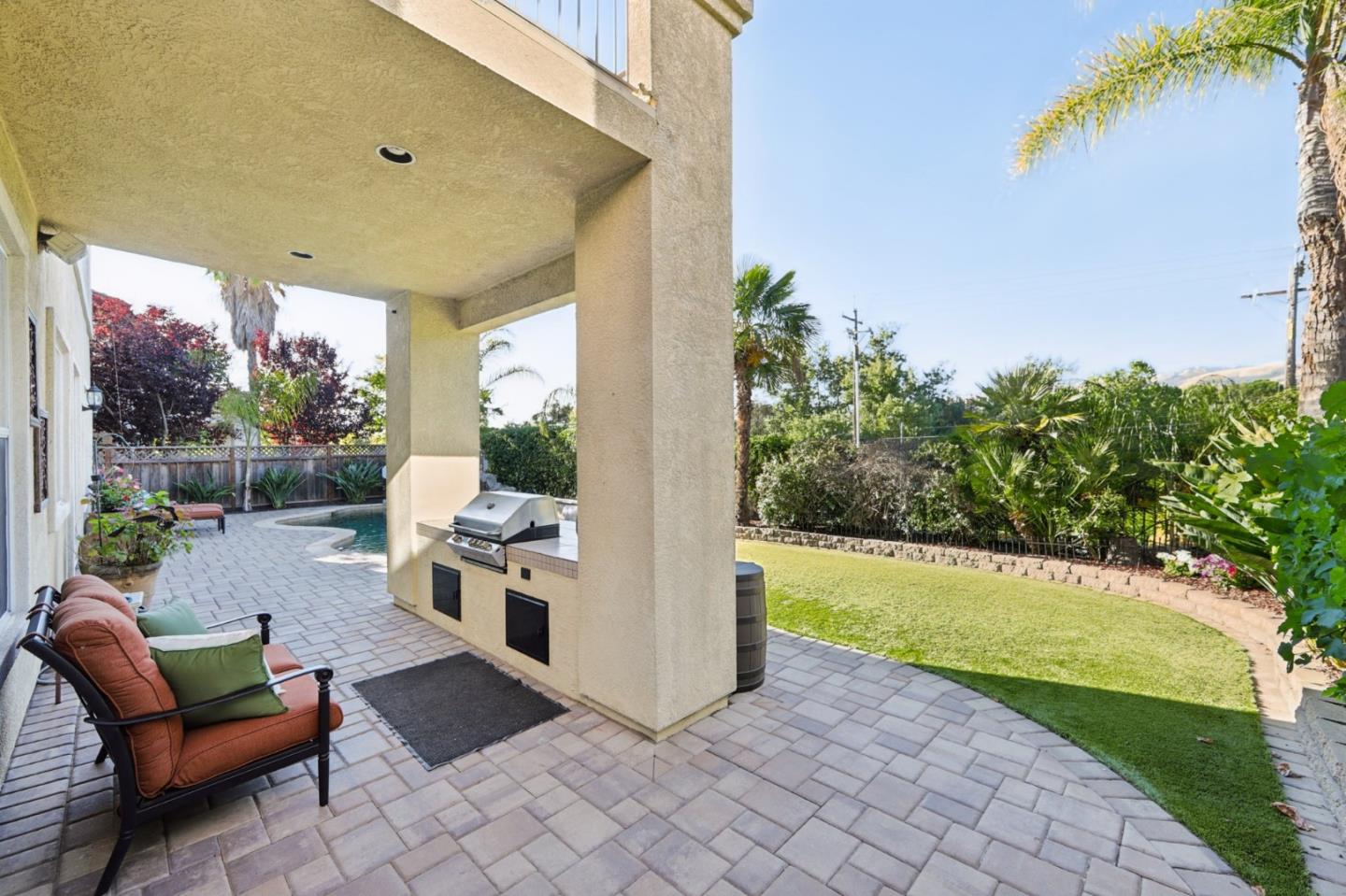 Detail Gallery Image 50 of 91 For 5761 Capilano Dr, San Jose,  CA 95138 - 5 Beds | 4/1 Baths